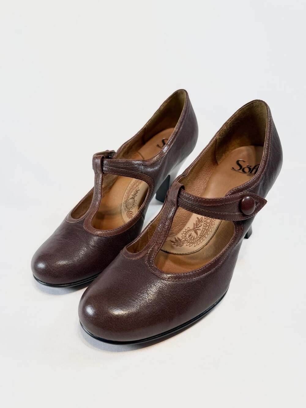 Sofft Brown Leather T Strap Mary Jane Heels Womens Size 7.5 M Button Strap Kitte